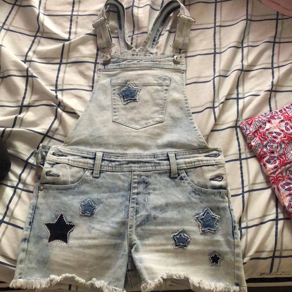denim jumper is in perfect condition